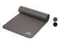 Tapis d'exercice Crivit gris, partiellement roulé, avec un motif rayé et deux options de couleur.