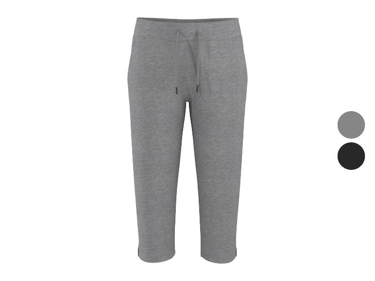 Pantalon de jogging capri gris avec cordon de serrage, disponible en gris et noir.