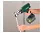 Een Parkside hot-air pistool wordt gebruikt om een ​​kabel te strippen.