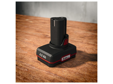 Chargeur Parkside 12V PLGK 12 A3 EU pour les batteries de la série