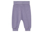 Pantalon de jogging lilas pour bébé.