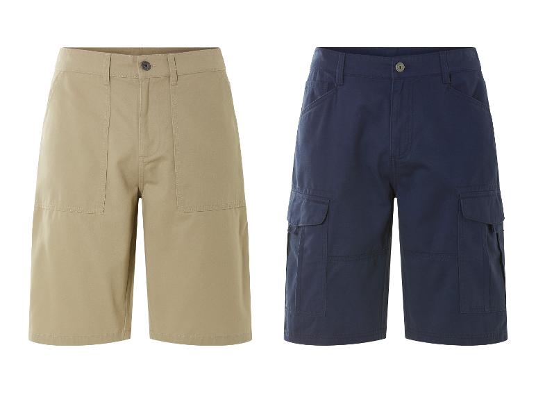 Shorts cargo et chino beiges et bleus marine.
