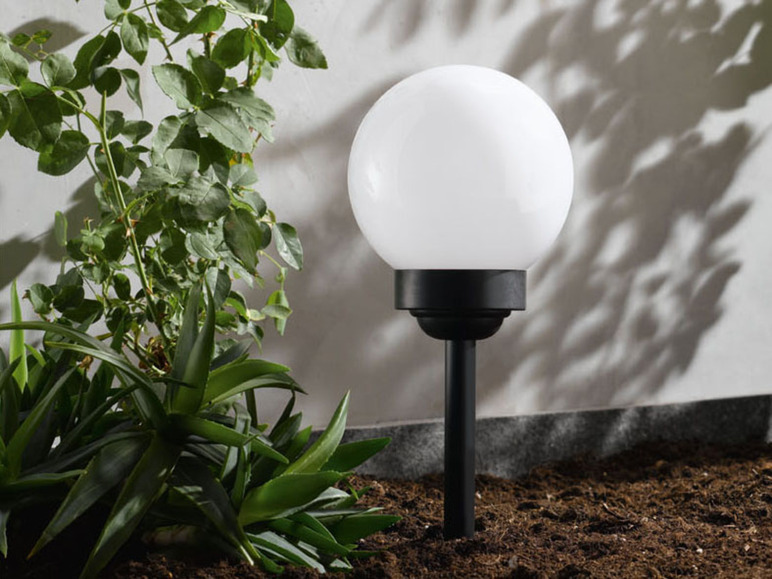 Ga naar volledige schermweergave: LIVARNO home Ledsolarlamp, Ø 15 cm - afbeelding 12
