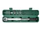 Clé dynamométrique Parkside avec douilles de 17, 19 et 21 mm dans un coffret vert.