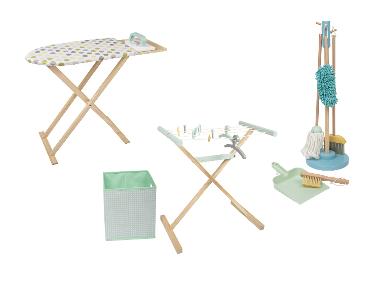 Station de repassage / séchoir à linge avec accessoires Playtive