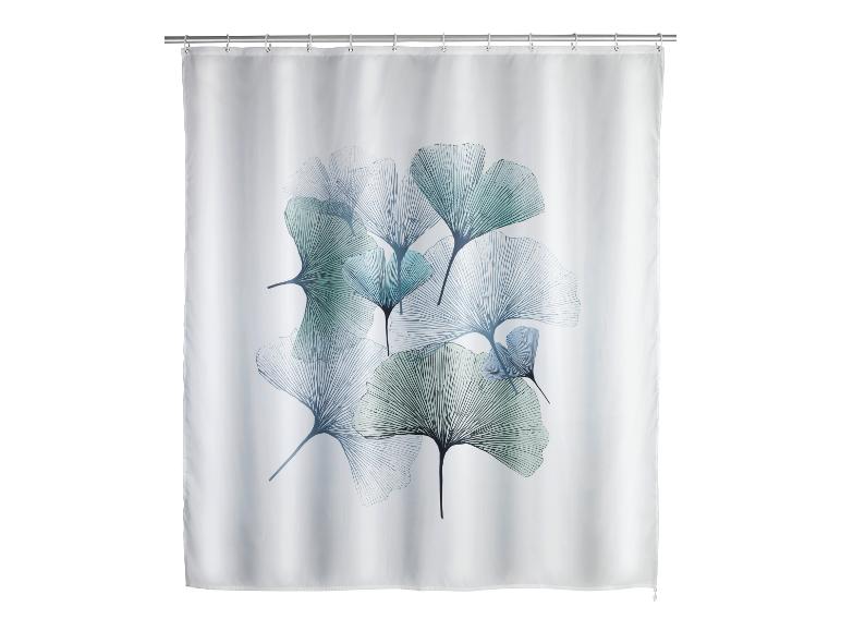 Witte douchegordijn met patroon van blauwgroene ginkgo bladeren.