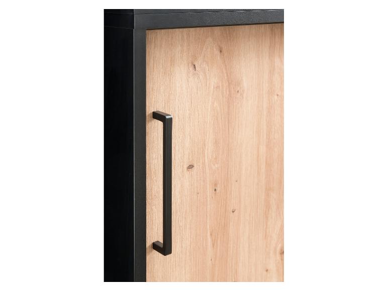 Armoire noire avec porte en bois et poignée noire