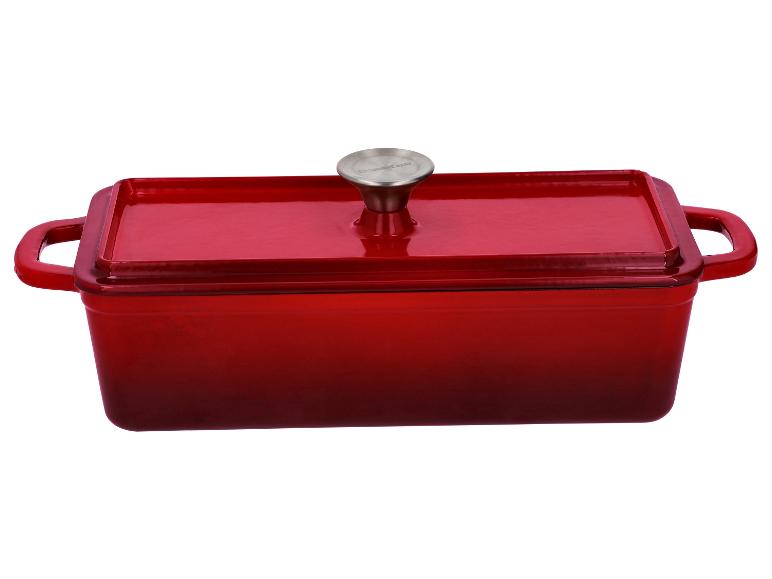 Plat à four rouge en fonte avec couvercle.