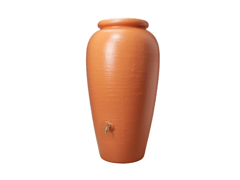 Grand réservoir d'eau terracotta avec robinet.