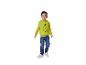 Jongen in een limoengroene Grinch-hoodie en blauwe jeans.