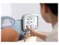 Een kind speelt met een SmOBY Baby Care speelgoedset.
