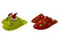 Pantoufles Grinch vertes et rouges avec des bonnets de Père Noël