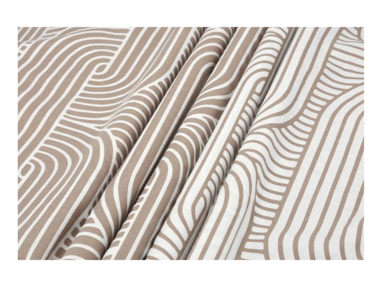 Bruin en wit gestreepte stof, gevouwen