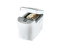 Een witte broodbakmachine van Silvercrest met een versgebakken brood.