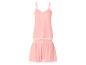 Roze pyjamaset met camisole en shorts, versierd met wit kant.
