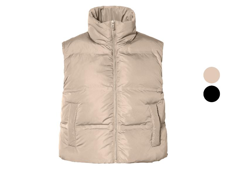 Gilet beige rembourré avec fermeture éclair.