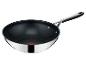 Wok en acier inoxydable avec intérieur antiadhésif noir et longue poignée