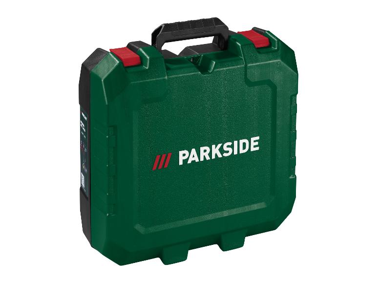 Groene PARKSIDE gereedschapskoffer met rode sluitingen en zwart handvat.