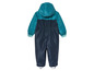 Een donkerblauwe en turquoise kinder overall met capuchon.