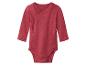 Rode baby romper met lange mouwen en overslagsluiting.