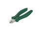 Une pince coupante diagonale verte avec des poignées ergonomiques.
