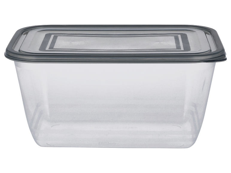 Boîte de rangement en plastique transparent avec couvercle gris.