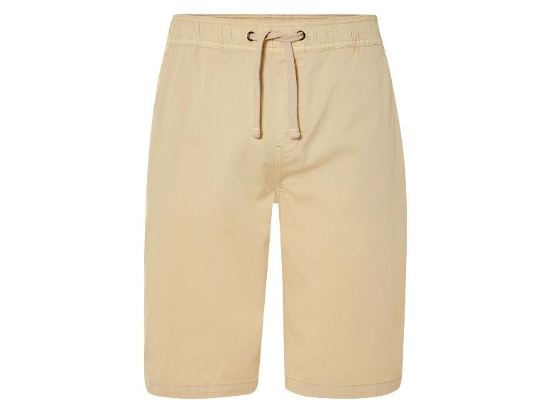 Shorts beige à cordon.