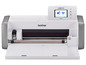 Une machine de découpe Brother ScanNCut DX avec écran tactile