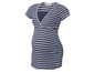 Une robe de grossesse rayée bleu marine