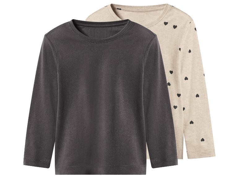 Lot de deux t-shirts à manches longues, un gris foncé et un beige à cœurs noirs.