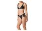 Vrouw in zwarte bikini met triangel top en broekje met strikjes aan de zijkant.