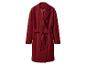Manteau en laine bordeaux avec ceinture et boutons.