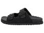 Zwarte zomersandalen met twee verstelbare gespen en een dikke zool.