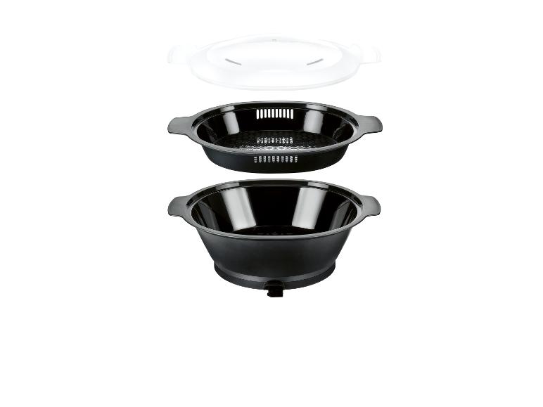 Passoire et bol de cuisine en plastique noir avec couvercle transparent.