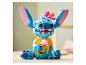 Lego Stitch figuur met ijshoorntje en bloem in het haar.
