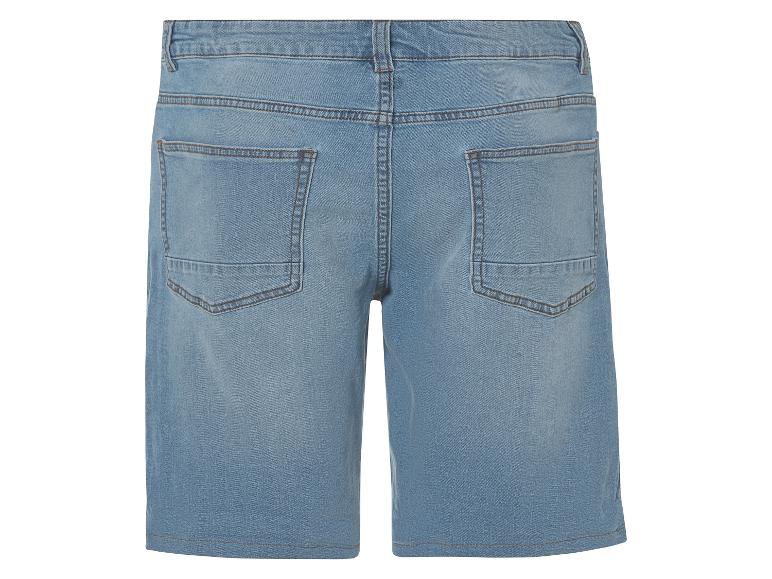 Shorts en jean bleu clair : vue arrière.
