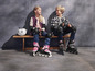 Twee kinderen met rol schaatsen van het merk Crivit.