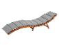 Chaise longue en bois avec coussins gris