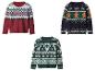 Trois pulls de Noël avec des motifs festifs, incluant des rennes et des bonshommes en pain d'épices.