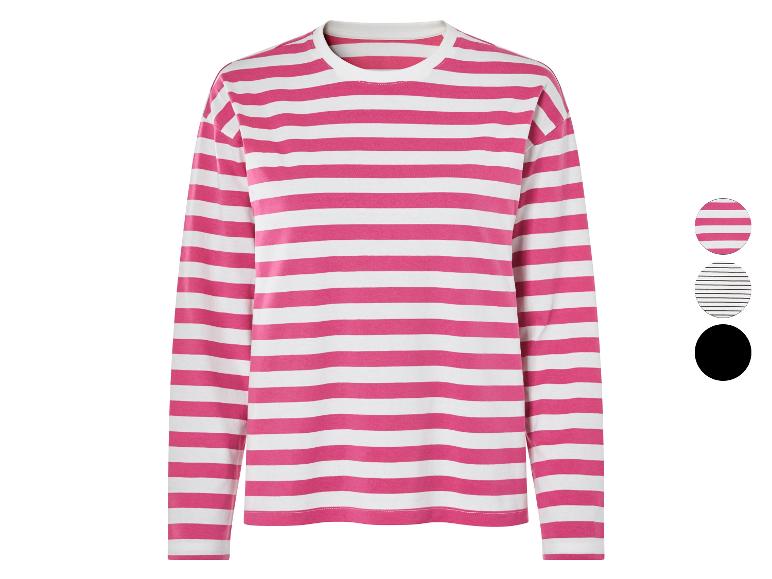 Chemise à manches longues à rayures roses et blanches.