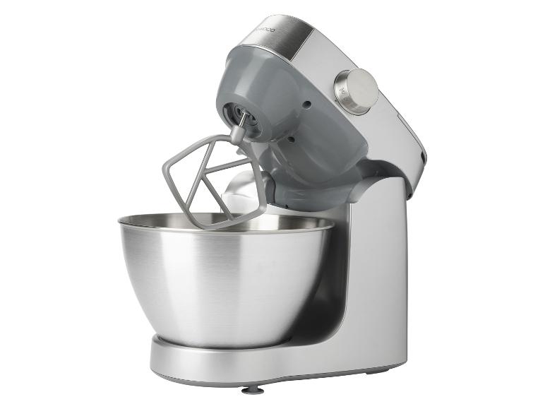 Zilverkleurige keukenmachine met roestvrijstalen kom en klopper