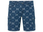 Blauwe denim cargo shorts met een LIDL-patroon.