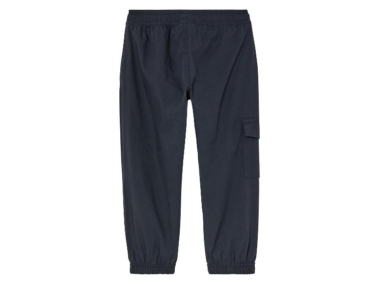 Pantalon cargo bleu marine avec ceinture élastique.