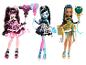 Trois poupées Monster High : Draculaura, Frankie Stein et Cleo De Nile.
