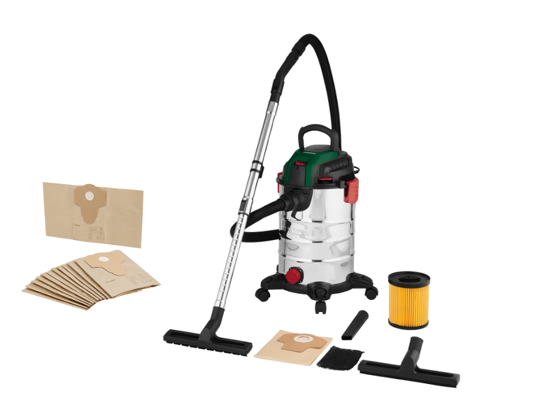 Parkside nat- en droogzuiger met accessoires, inclusief zakken en filters.