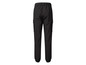 Pantalon cargo noir avec des bas de jambe élastiques.