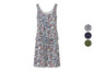Een paisley-print jurk met spaghettibandjes.