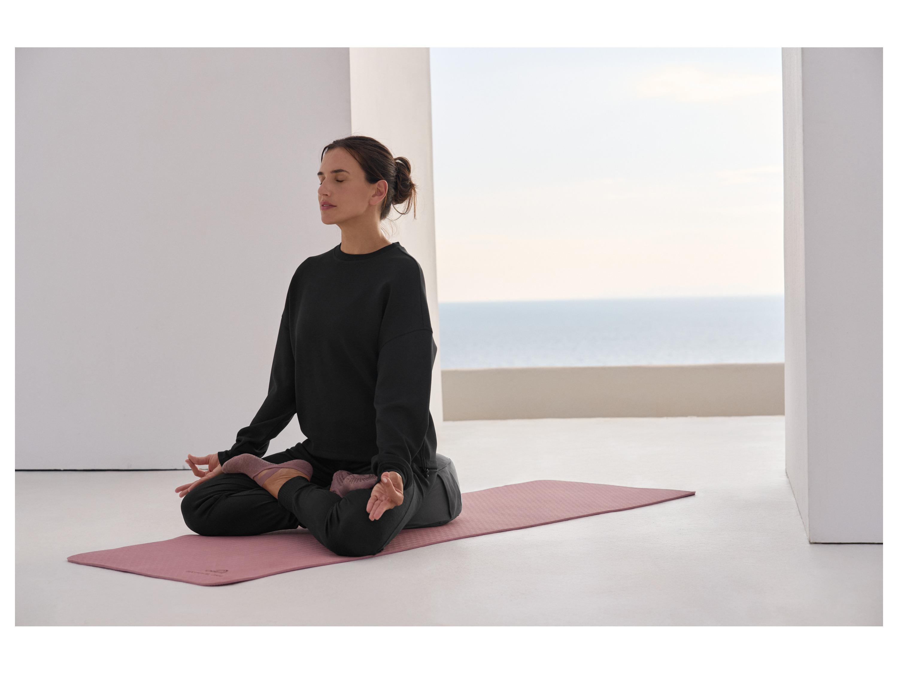 CRIVIT Chaussettes de yoga, 2 pièces - 8