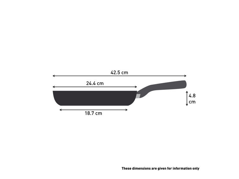 Een pan met een handvat, met afmetingen in centimeters.