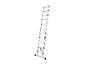 Aluminium telescopische ladder met 11 treden en een groene band.